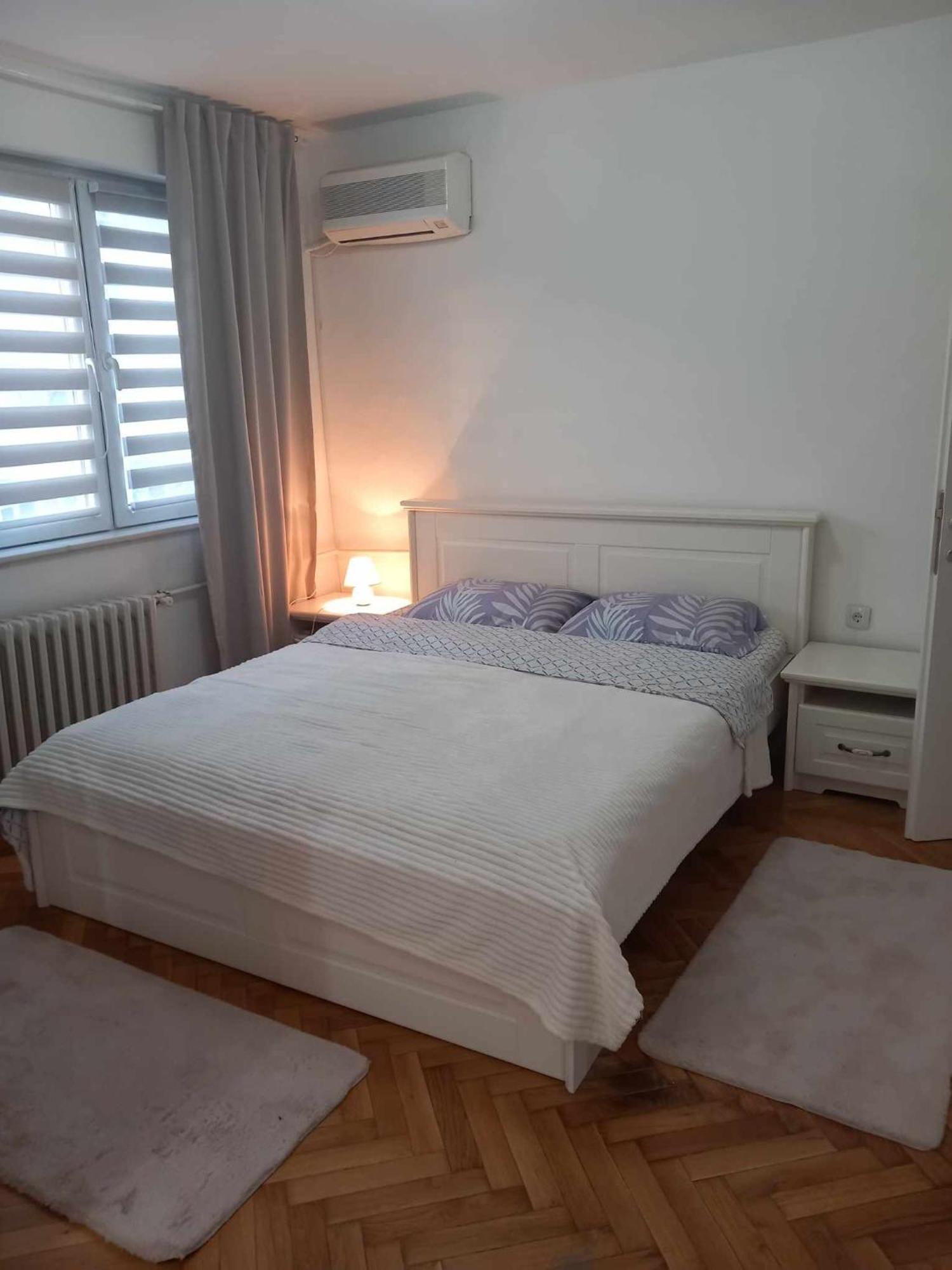 Adriana'S Apartment Скопие Екстериор снимка