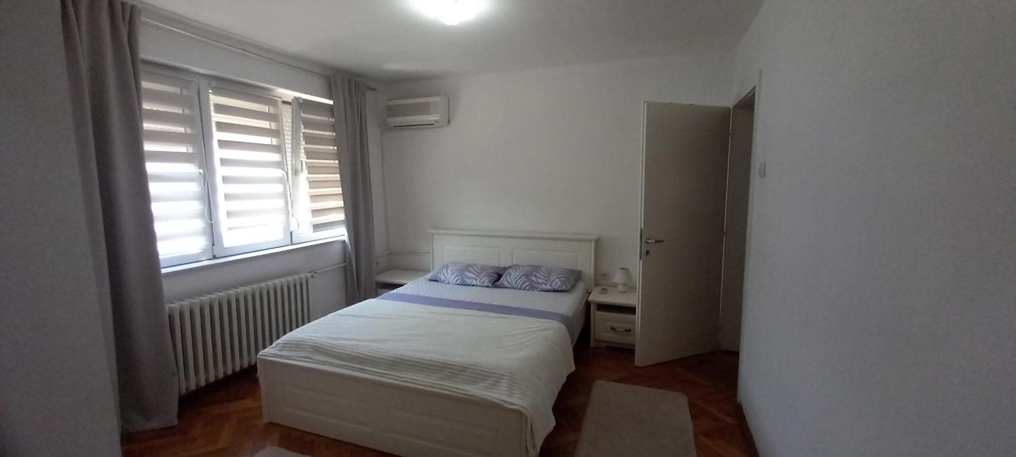 Adriana'S Apartment Скопие Екстериор снимка
